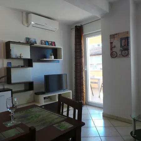 Apartment In Porec/istrien 36895 Porec